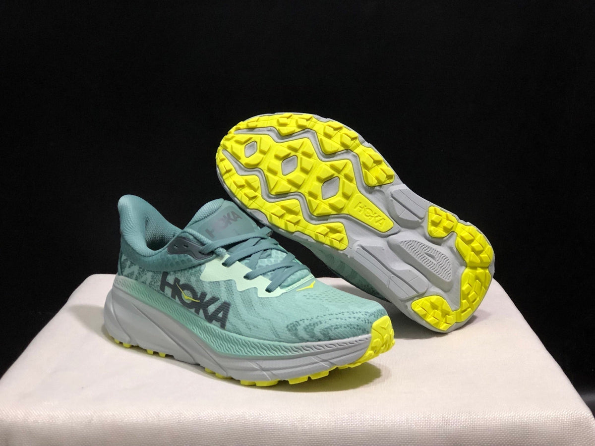 HOKA ONE ONE Challenger 7 Trail Running Shoes