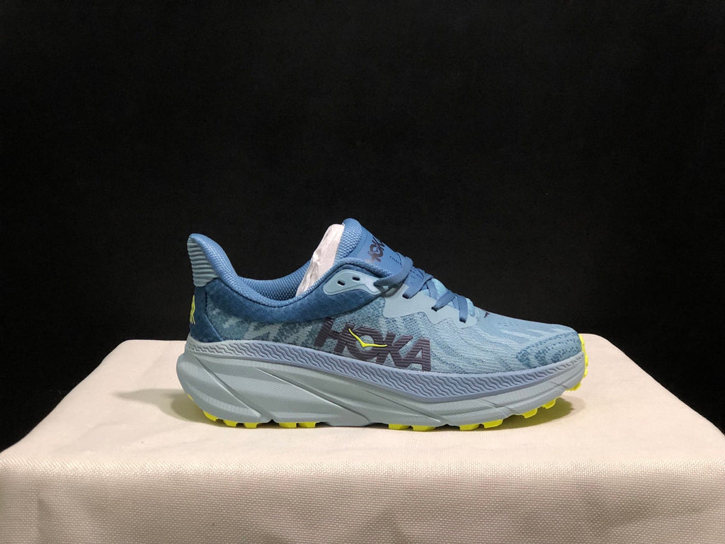 HOKA ONE ONE Challenger 7 Trail Running Shoes