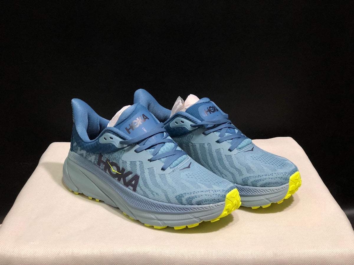HOKA ONE ONE Challenger 7 Trail Running Shoes