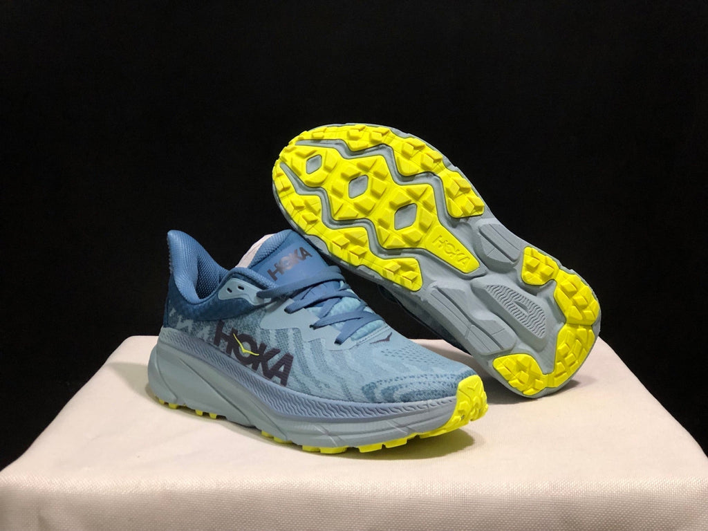 HOKA ONE ONE Challenger 7 Trail Running Shoes