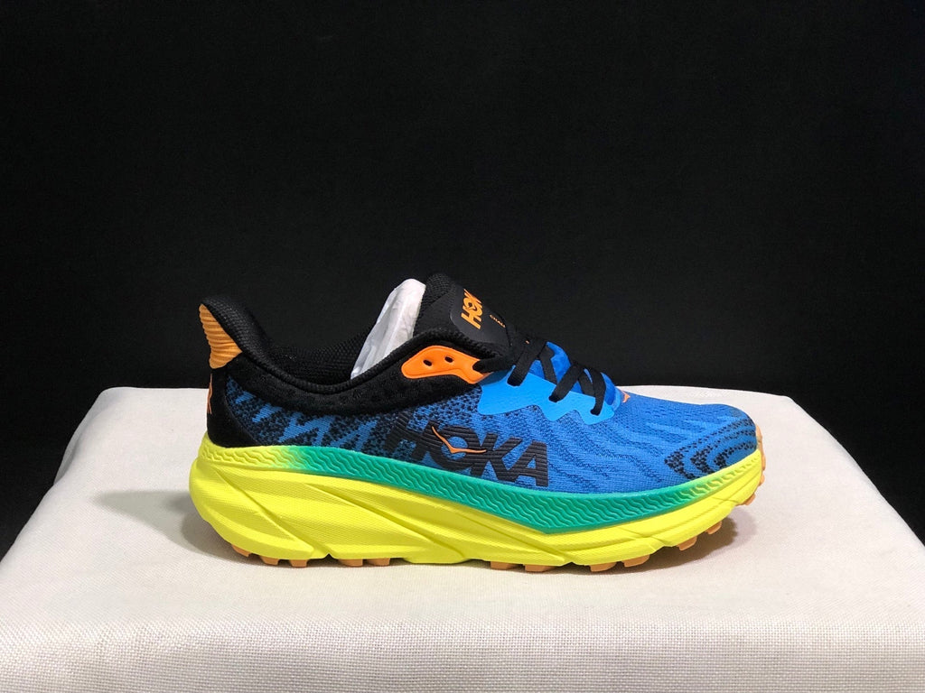 HOKA ONE ONE Challenger 7 Trail Running Shoes