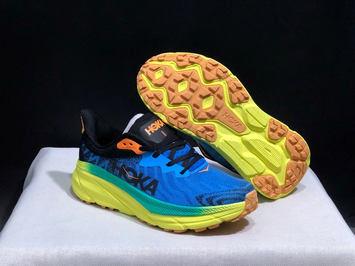 HOKA ONE ONE Challenger 7 Trail Running Shoes