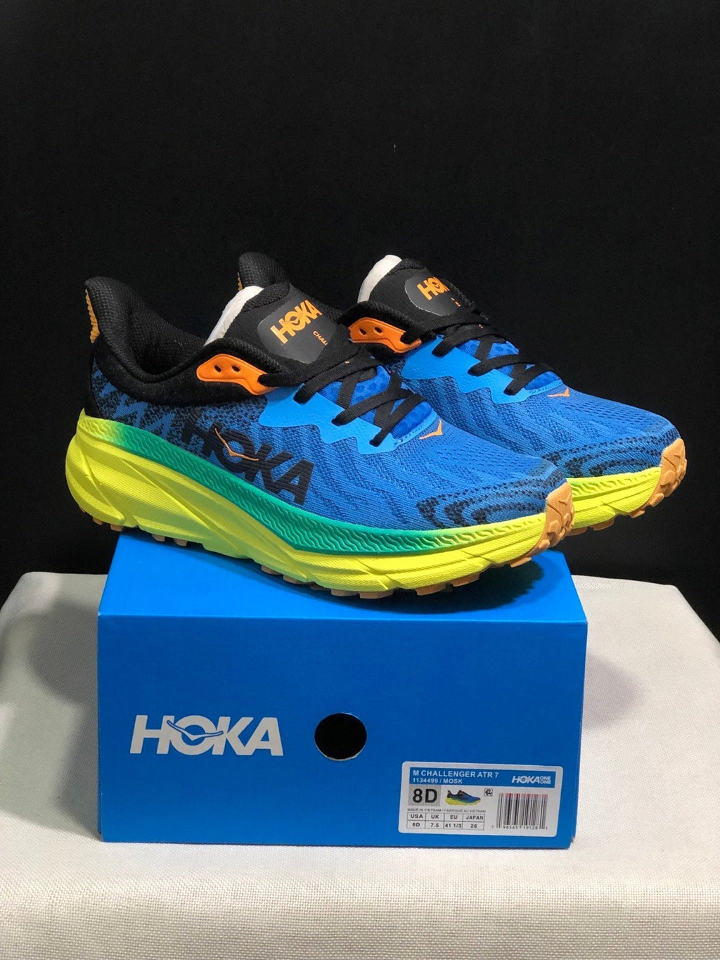 HOKA ONE ONE Challenger 7 Trail Running Shoes