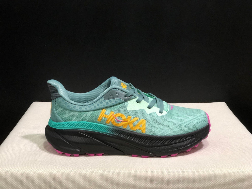HOKA ONE ONE Challenger 7 Trail Running Shoes