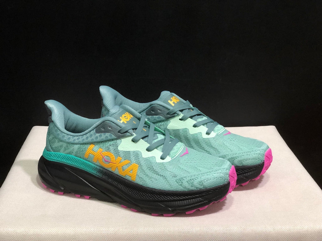 HOKA ONE ONE Challenger 7 Trail Running Shoes