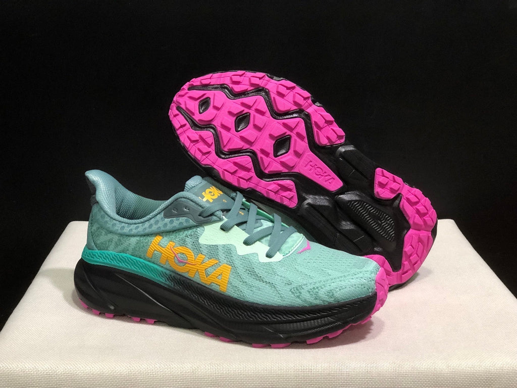 HOKA ONE ONE Challenger 7 Trail Running Shoes