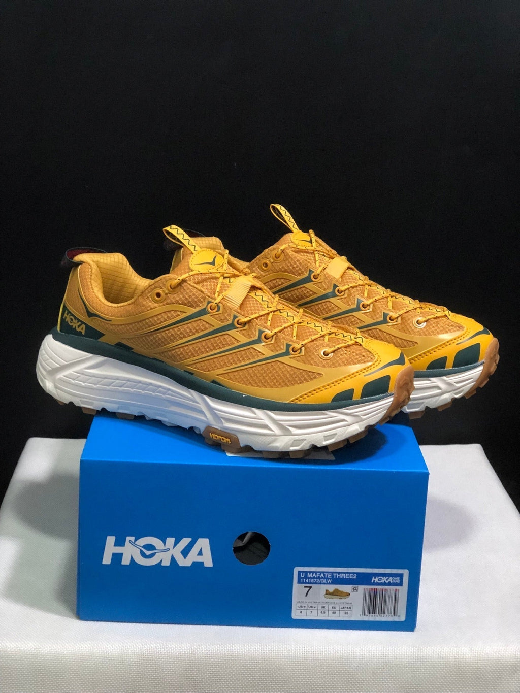 HOKA ONE ONE Mafate Three2 Trail Running Shoes